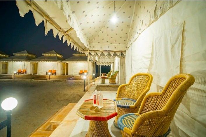 Sam Dunes Desert Luxury Camp & Resort Jaisalmer Buitenkant foto